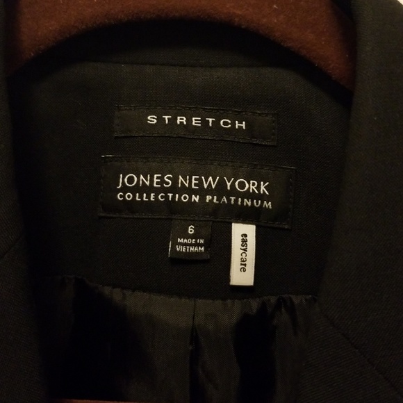 Black Jones New York Jacket - Picture 2 of 8